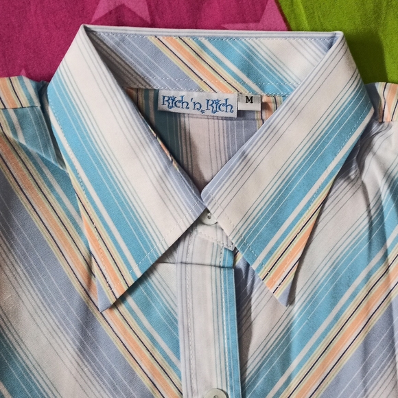 Ladies Shirt - Picture 3 of 6